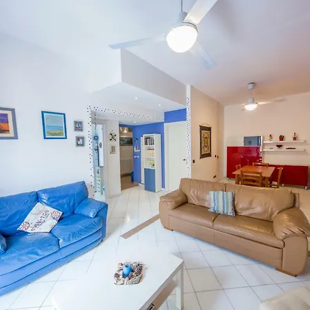 Casa A'marina בית נופש צ'פאלו